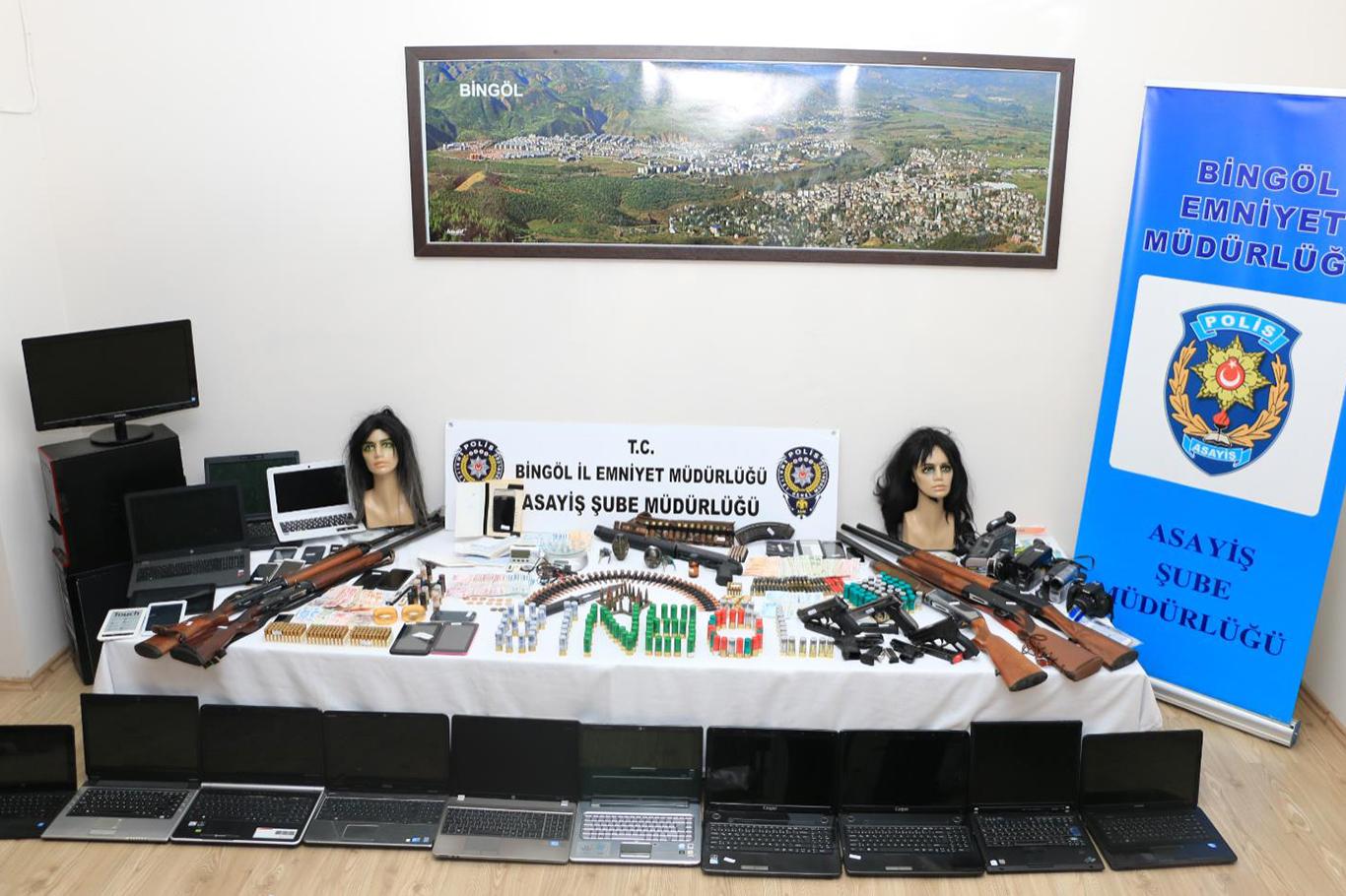 Bingöl'de fuhuş ve şantaj çetesine operasyon Bingöl'de fuhuş ve şantaj çetesine operasyon